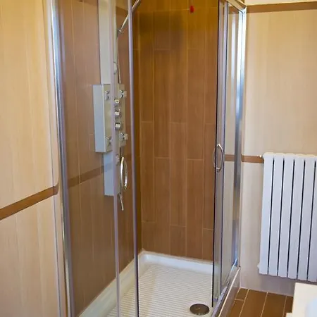 I Delfini B&B 아그로폴리