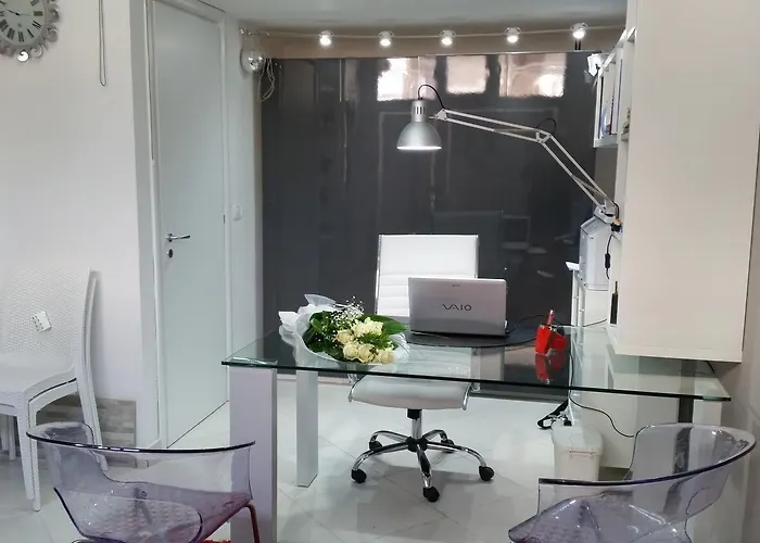 I Delfini Nocleg ze śniadaniem 4*