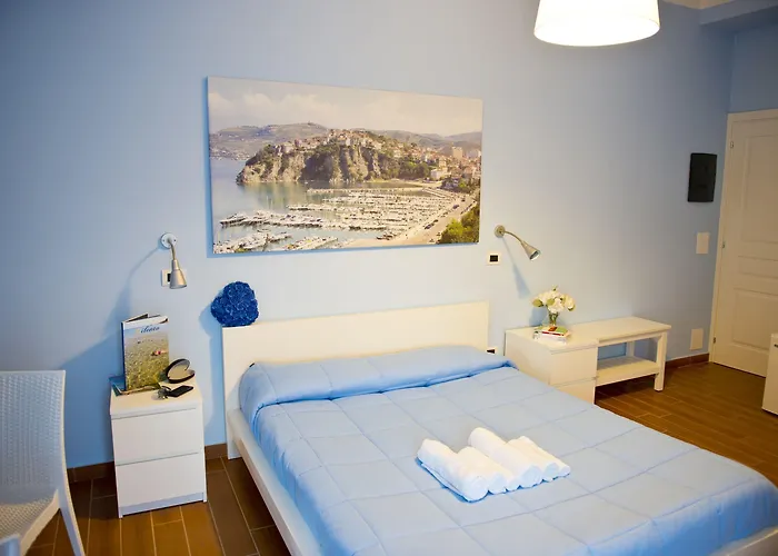 I Delfini Nocleg ze śniadaniem 4*