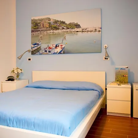 I Delfini فندق مبيت وإفطار 4*