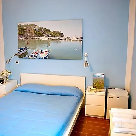 I Delfini Bed & Breakfast 4*